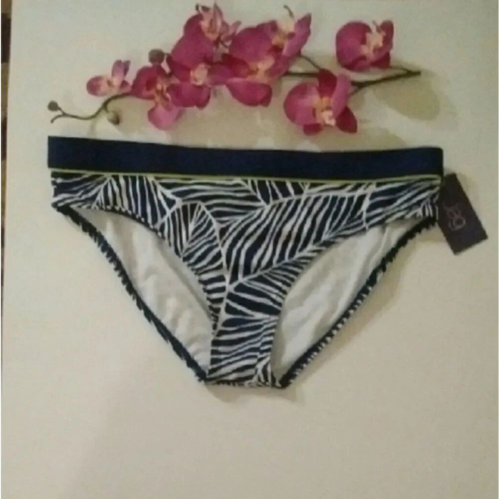 ⬇️⬇️⬇️Blue/White/Lime JAG Leaf Print Bikini Bottom